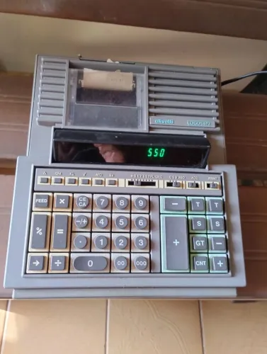 Máquina Olivetti somar bobina