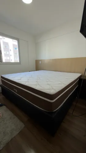 Cama Super King baú 