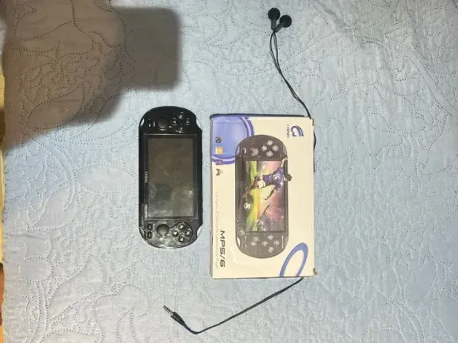 Videogame Portátil Retrô - Console com Jogos