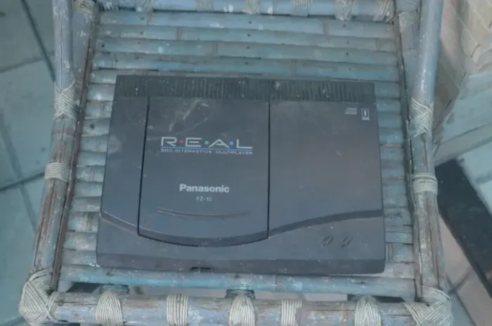 Panasonic 3DO Interactive Multiplayer, modelo FZ-10