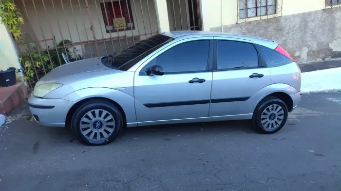 Ford Focus 1.6 S/se/se Plus Flex 8v/16v 5P 2008