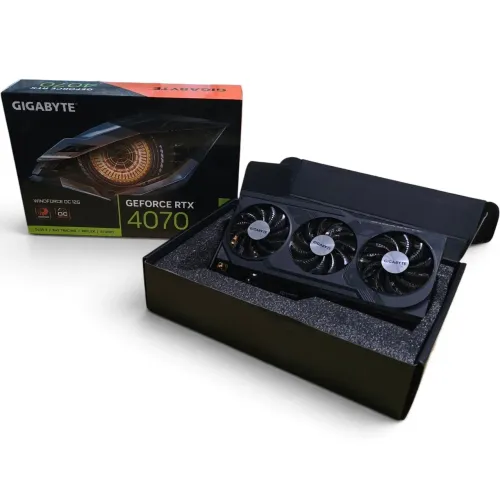 Placa de Vídeo NVIDIA RTX 4070 12GB Gigabyte