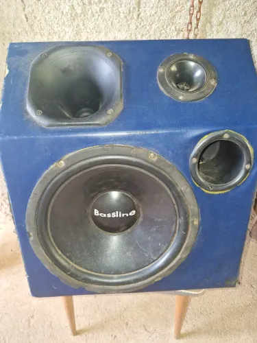 Vendo caixa trio auto de 12 módulo ts400x4
