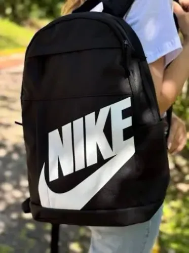 Vendo Mochila da Nike Original - PARA SAIR HOJE!