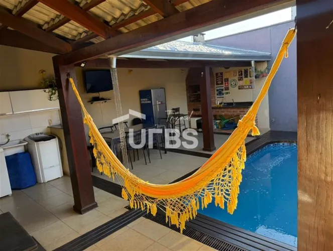 Jardim Atlântico - Casa 3 quartos, sendo 1 suíte
