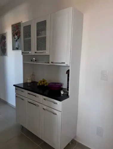 Armário branco de aço inox Itatiaia