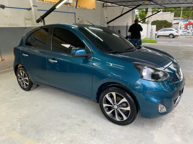 Nissan March SL 1.6 16V Flex Fuel 5P 2015