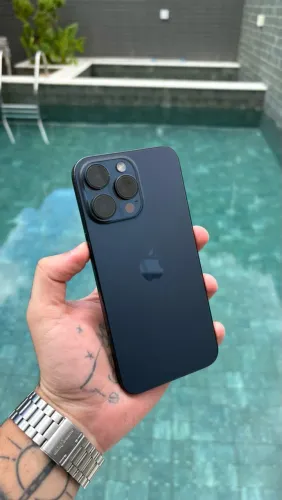 iPhone 15 Pro Max - único dono 