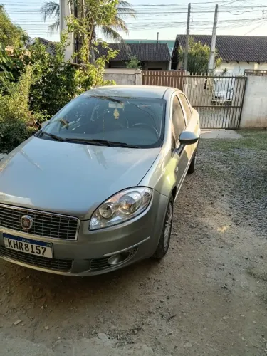 Fiat Linea 1.9/ HLX 1.9/1.8 Flex Dualogic 4P 2010