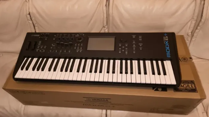 Teclado Sintetizador Yamaha Modx6 + Plus