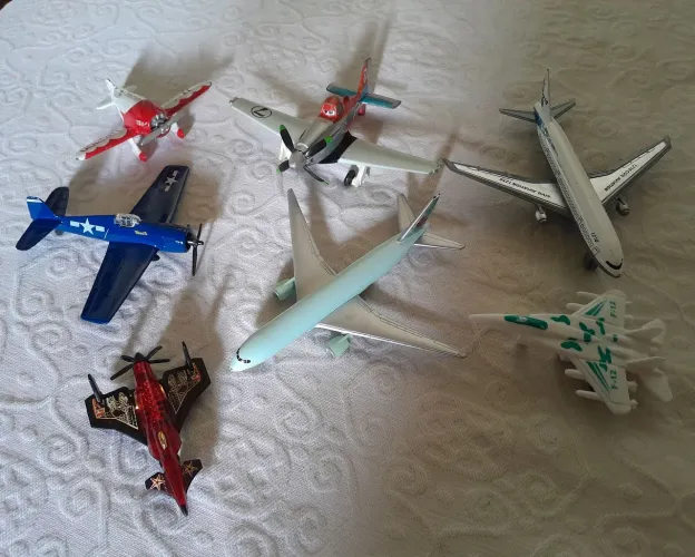 Coleção de Aviões Miniaturas de Metal 1 de plástico
