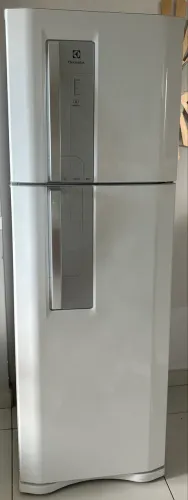 Geladeira Frost Free Electrolux