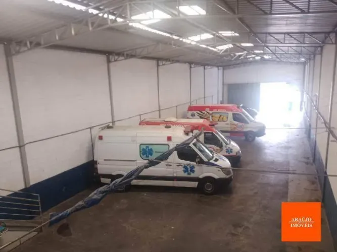 Galpão para Aluguel 500m² Pé-direito de 6m no bairro São Francisco