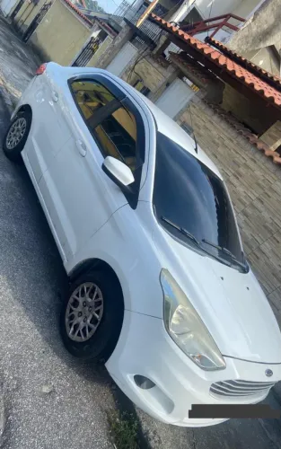 Ford KA+ Sedan 1.5 16V Flex 4P 2015