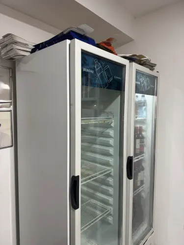 Geladeira MetalFrio VB28R para Bebidas