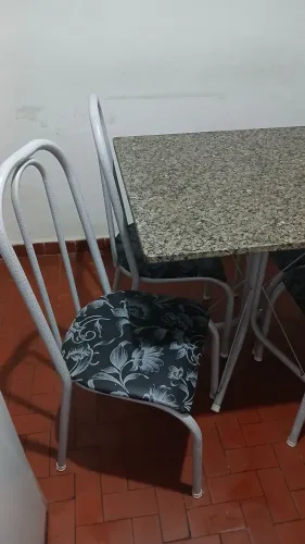 Mesa 4 cadeiras