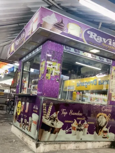Passo de sorveteria rais em pleno funcionamento