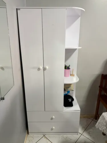 Guarda roupa infantil