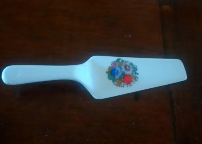 Espátula para bolo em porcelana 