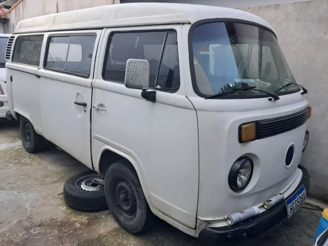 Volkswagen Kombi Standard/ Luxo/ Serie Prata 2005