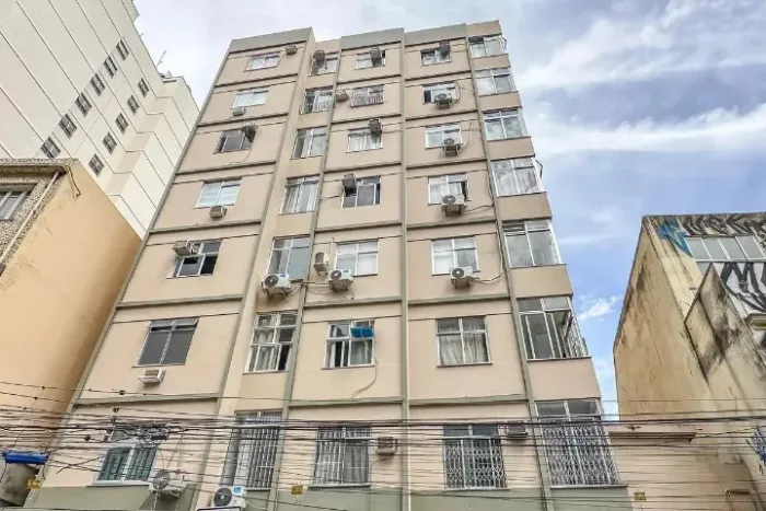 Vendo Kitnet no Botafogo-Rio de Janeiro, próximo ao shopping, faculdade, metrô e praia