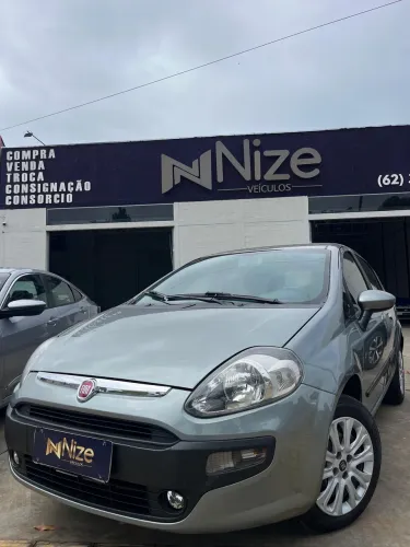Fiat Punto Attractive 1.4 Fire Flex 8V 5P 2016