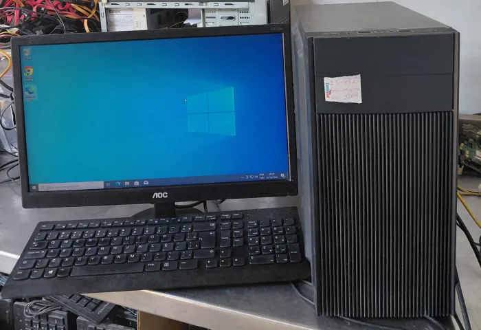 Desktop, I5-4570 memoria de 6g com HD e monitor 18