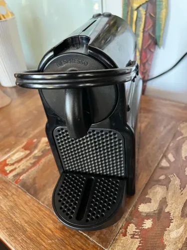 Cafeteira Nespresso Inissia D40