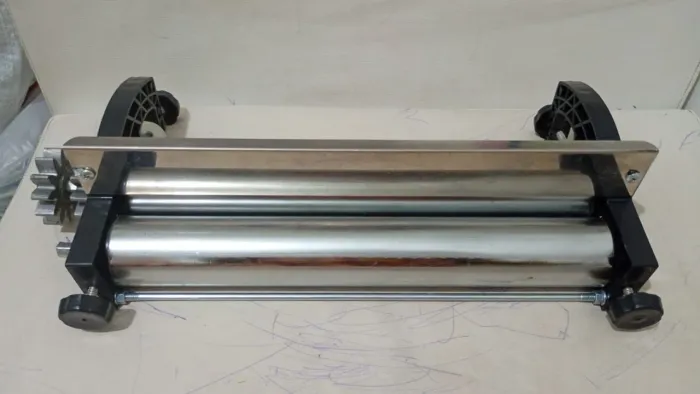 CILINDRO PARA MASSA DE PASTEL OU PIZZA 