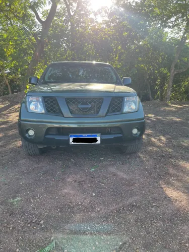 Nissan Frontier XE CD 4X2 2.5 TB Diesel 2013