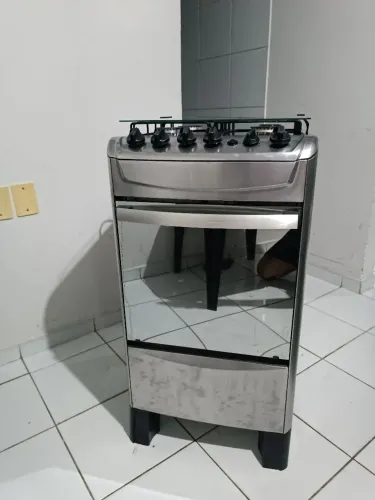 Fogão Atlas 4 bocas funcionando perfeitamente ótimo estado de conservação
