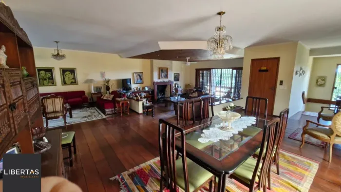 Casa de Cinema na Glória, com 500m² de área privada, 3 dormitórios, piscina, hor