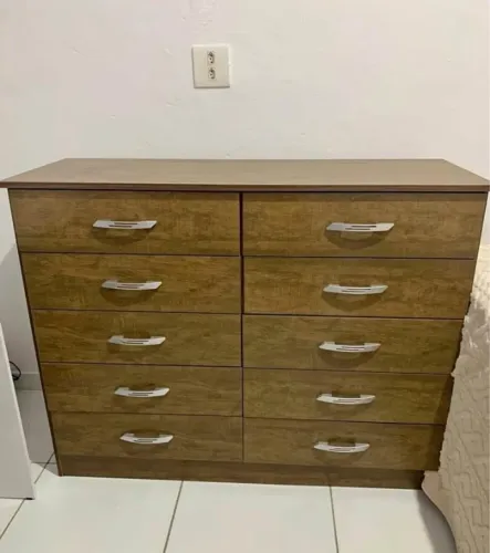 Cômoda Marbella 10 gavetas Cores Branco, Preto ou Cinamomo