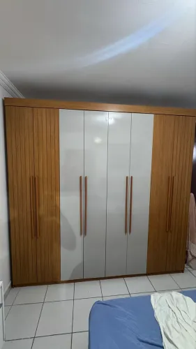 Guarda roupa 6 meses de uso