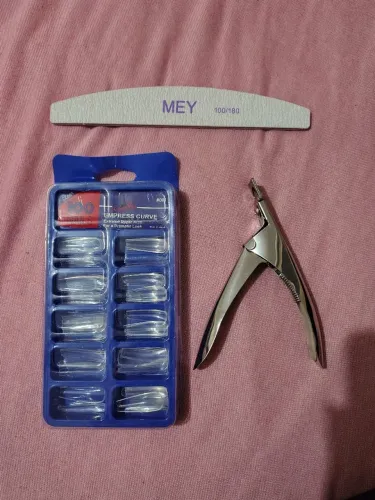 Kit 100 unhas postiças bailarina + Alicate cortador de tips + Lixa Bumerangue