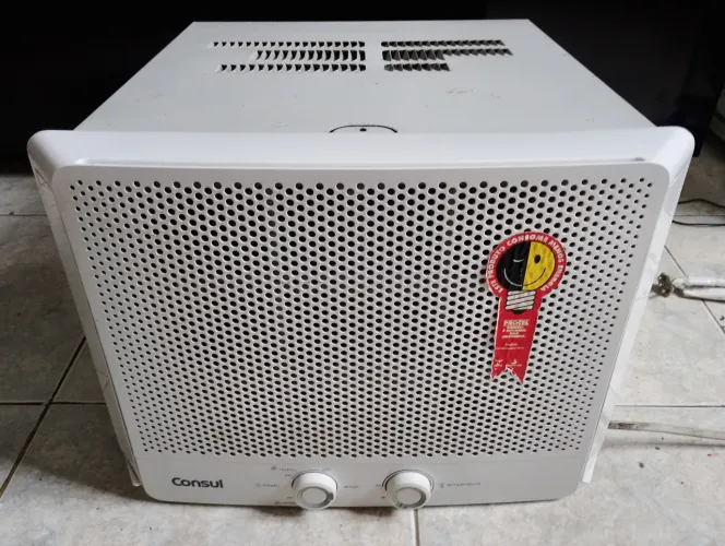 AR CONDICIONADO CONSUL 7500 BTUS. 220V