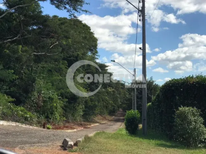 Terreno de 1.500 m² à Venda no Condomínio Ecológico Pouso Alto, Ouro Verde de Goiás/GO