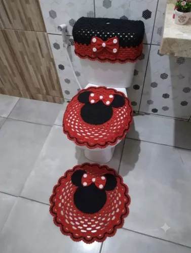 Jogo de banheiro Minnie Crochê