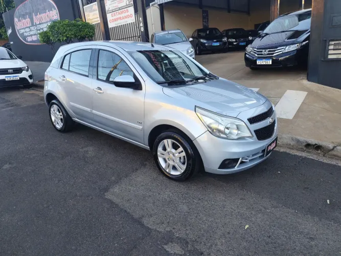 Chevrolet Agile LTZ 1.4 MPFI 8V Flexpower 5P 2012