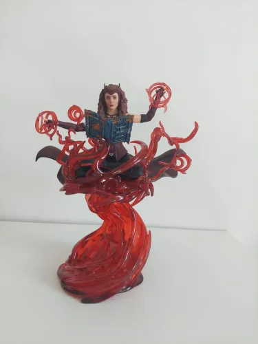Feiticeira Escarlate Deluxe Wanda Vision 1/10 Iron Studios