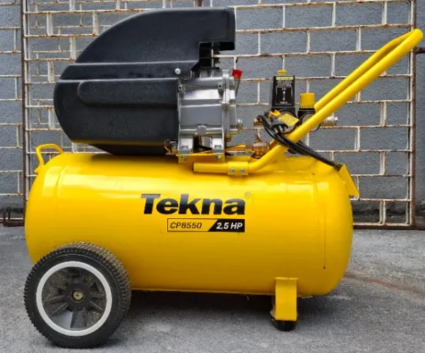Compressor de ar TECNA CP8550 seminovo com Kit pintura