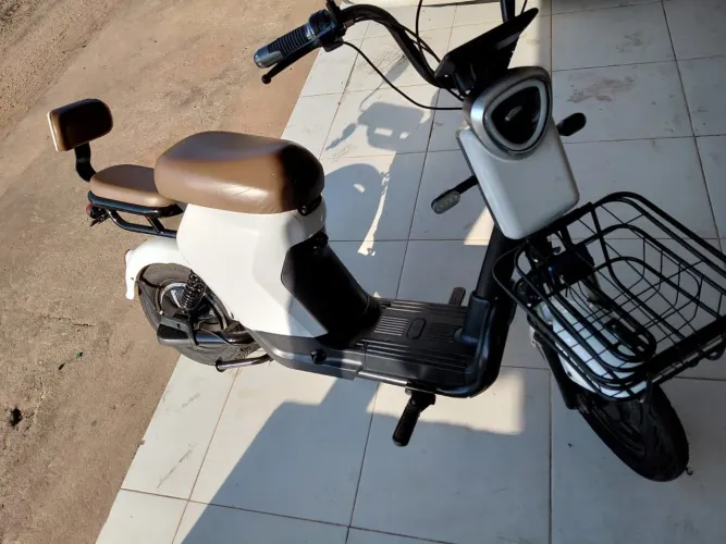 VENDO BICICLETA ELÉTRICA PERFEITA 2.500