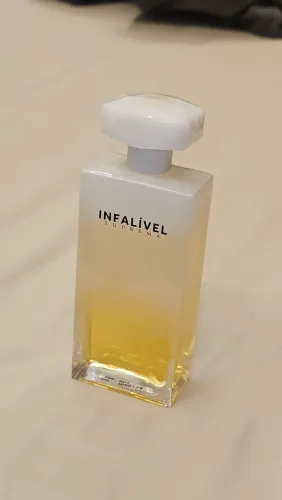 Perfume Infalível Suprema usado