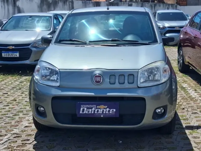 Fiat Uno Vivace Celeb. 1.0 EVO F. Flex 8V 3P 2012
