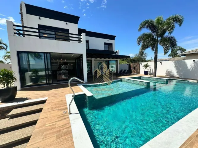 Sobrado à venda, 365 m² por R$ 3.300.000,00 - Condomínio Shambala III - Atibaia/SP