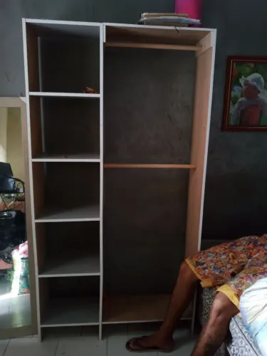 Vendo closet,um mês de uso