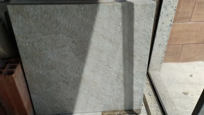 Porcelanato quartzita bianco Itagres 51x51 3,5m2