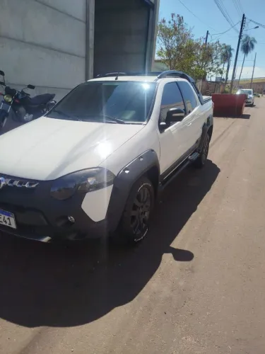 Fiat Strada Adventure1.8/ 1.8 Locker Flex CD 2020