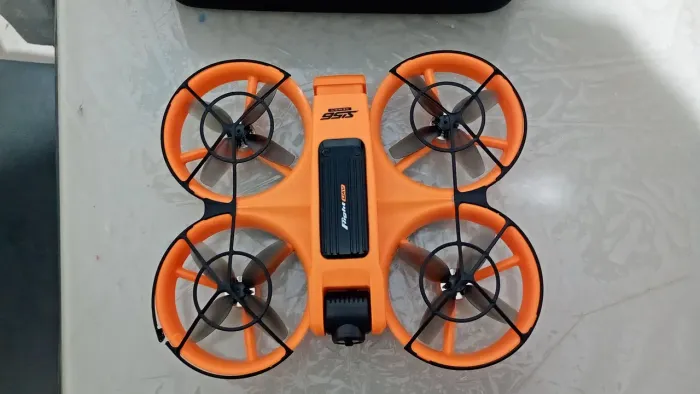Drone s156