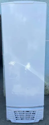 Vendo um frizer vertical marca gelopar em ótimo estado 